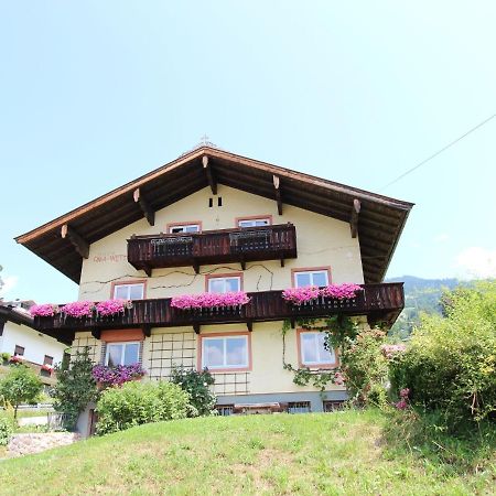 Huge Holiday Home in Hopfgarten im Brixental near Ski Lift Exterior foto